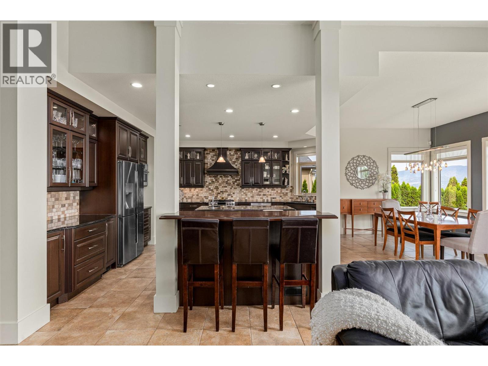  670 Devonian Avenue, Kelowna
