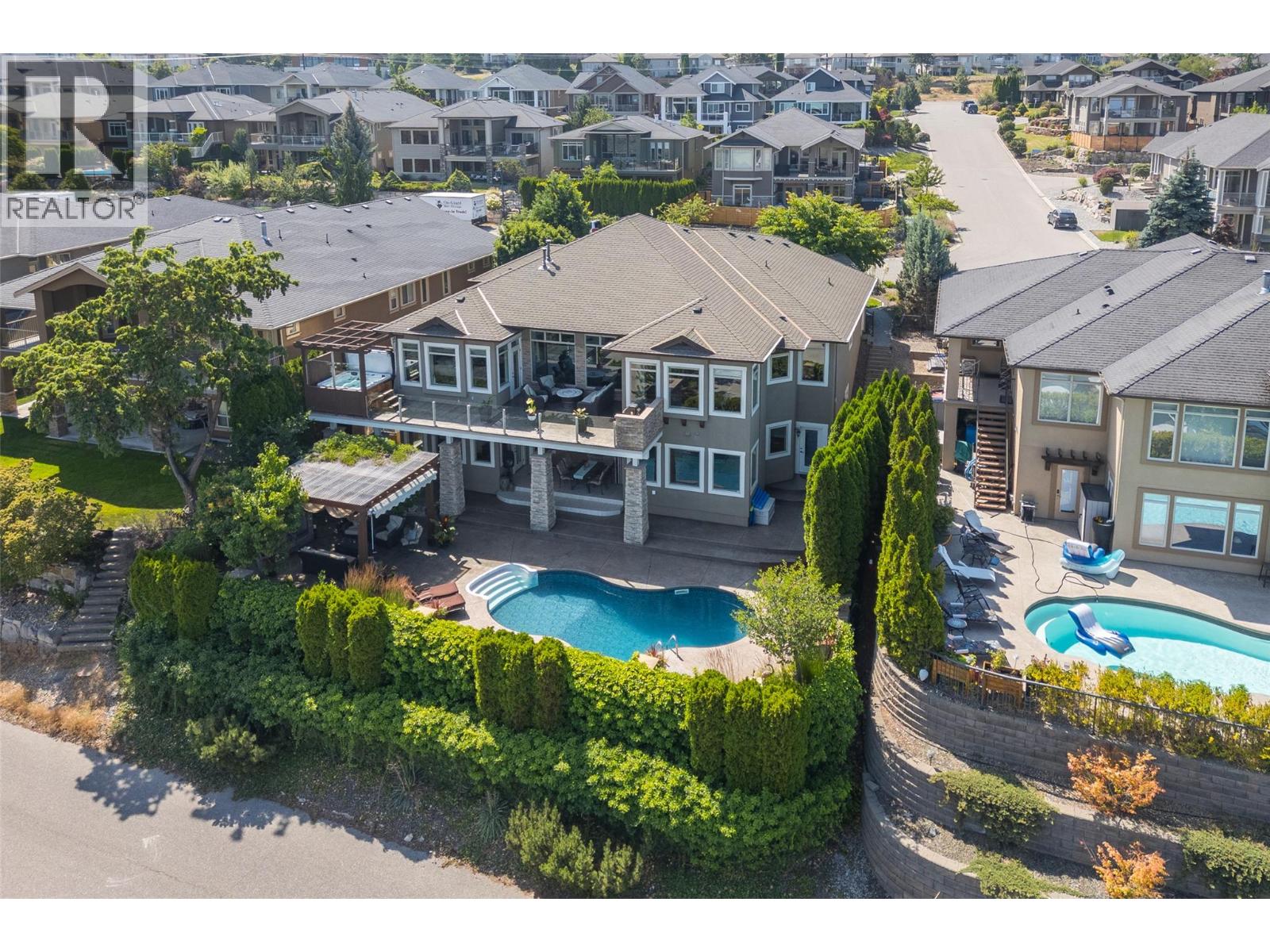  670 Devonian Avenue, Kelowna