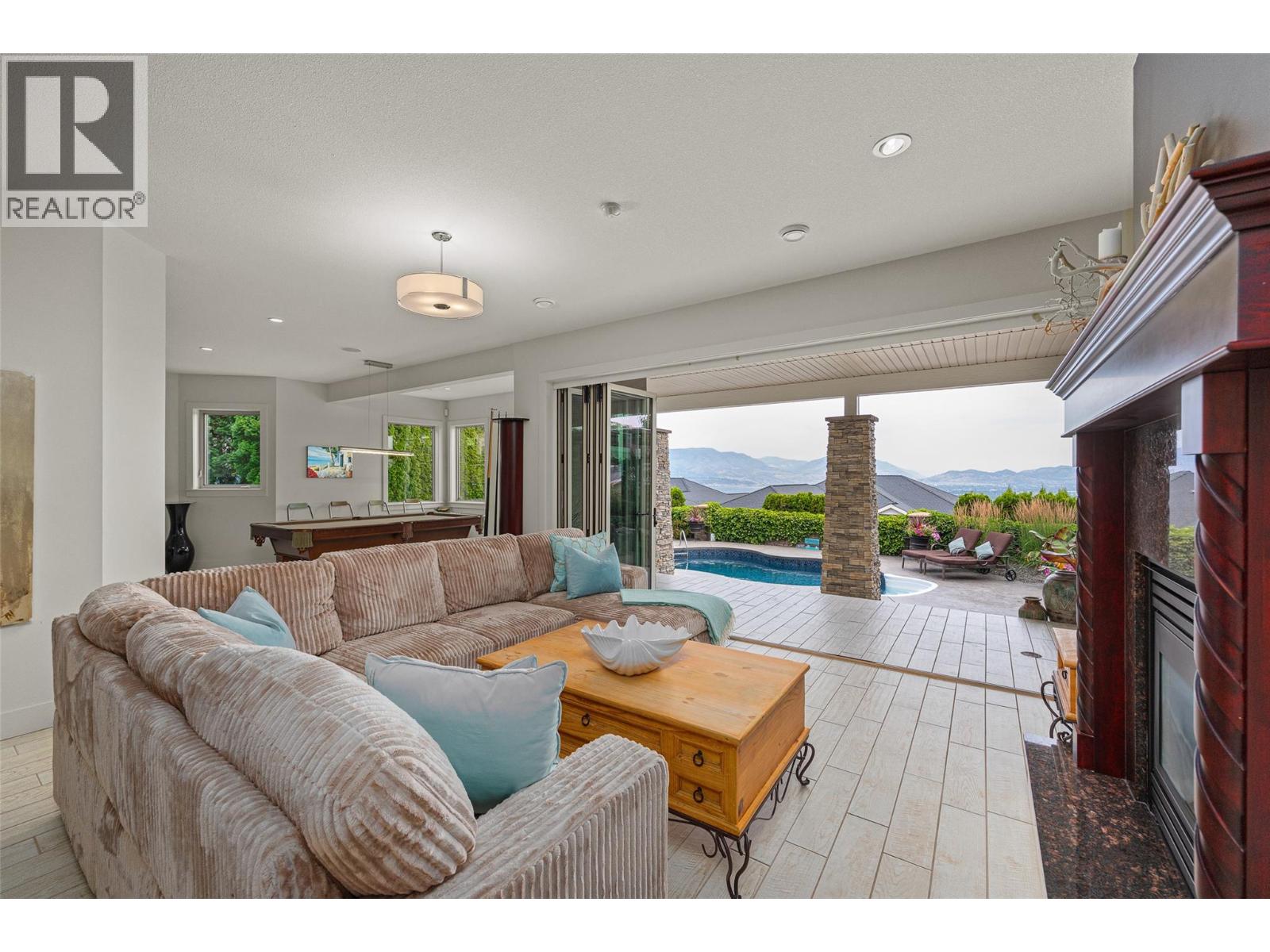  670 Devonian Avenue, Kelowna