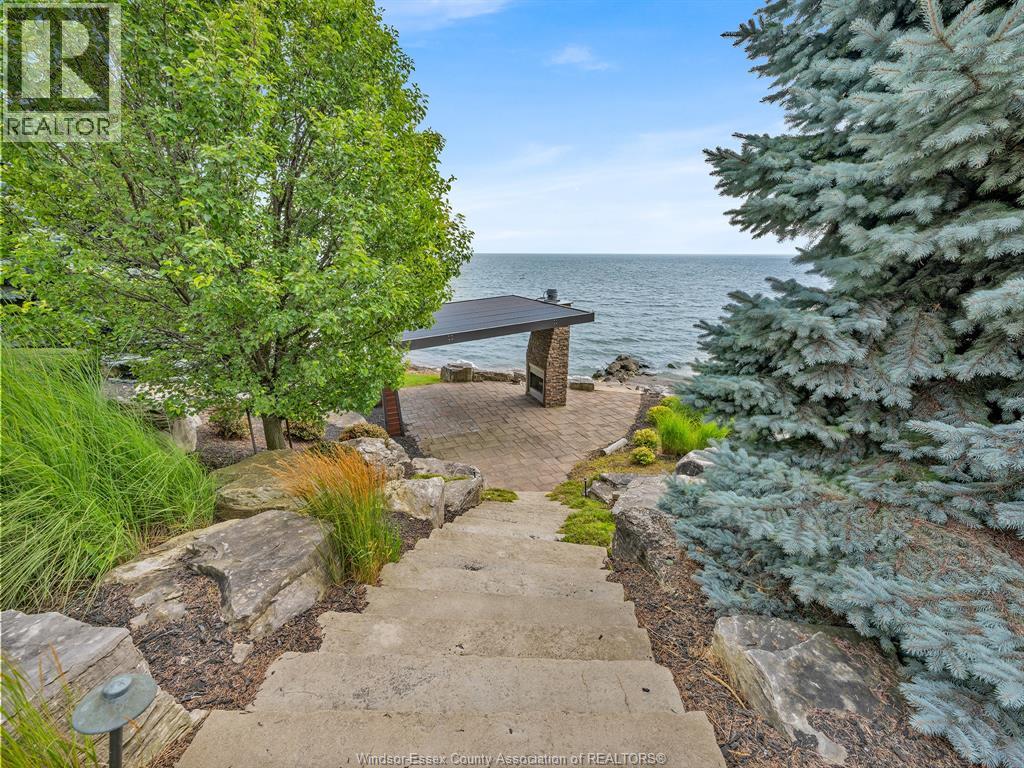 320 Seacliff DRIVE West - Image 13