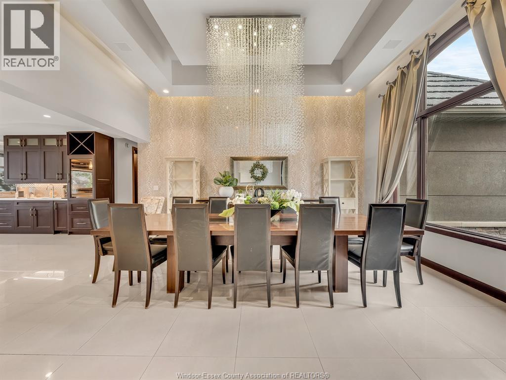 320 Seacliff DRIVE West - Image 17