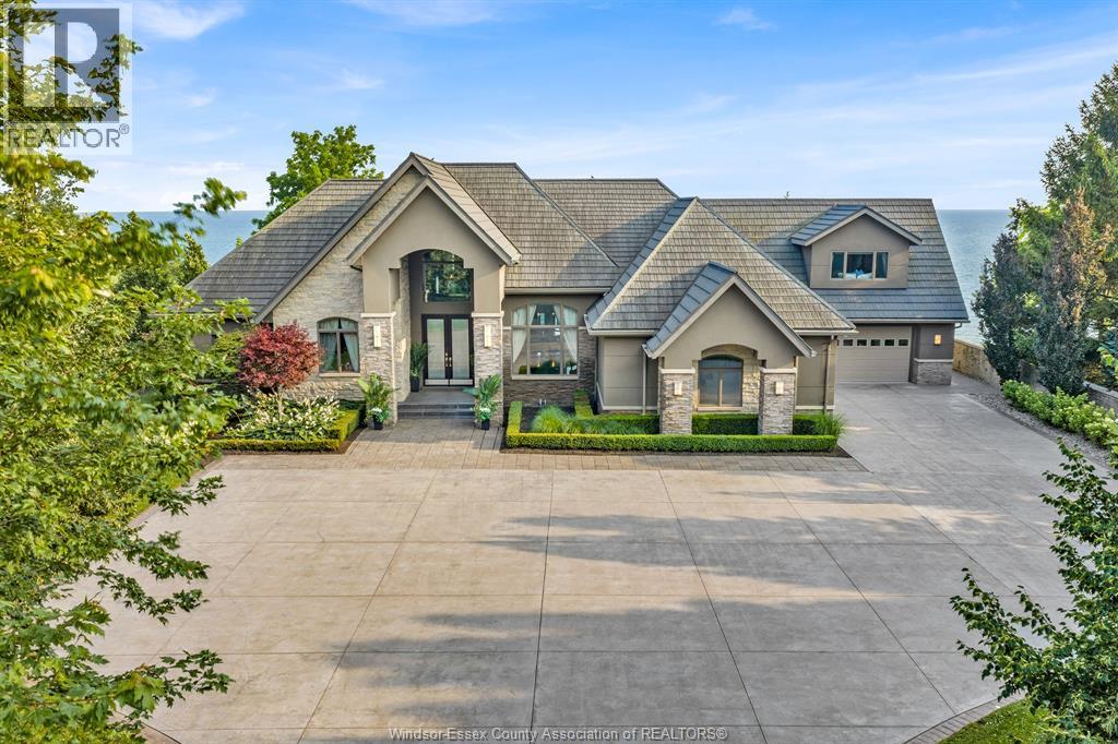 320 Seacliff DRIVE West - 2