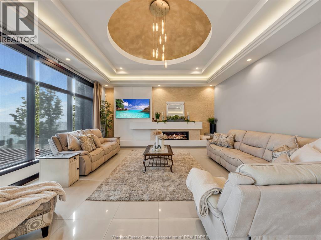320 Seacliff DRIVE West - Image 24