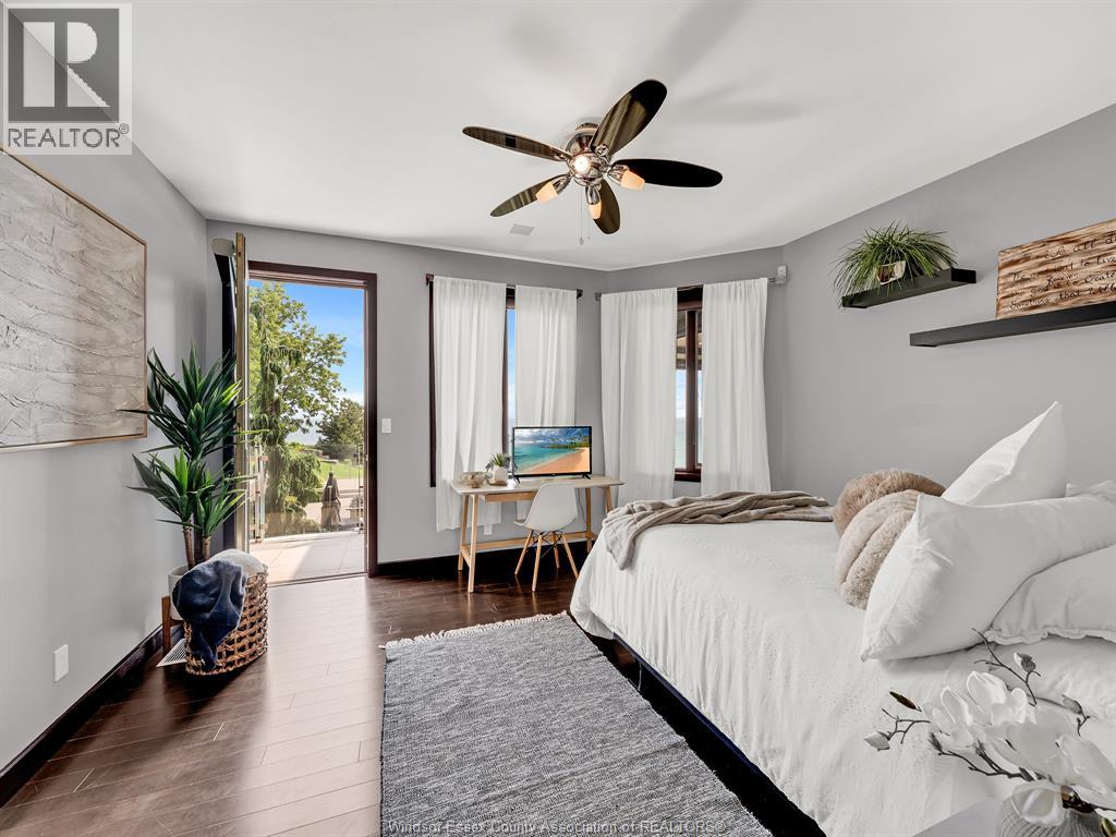 320 Seacliff DRIVE West - Image 26