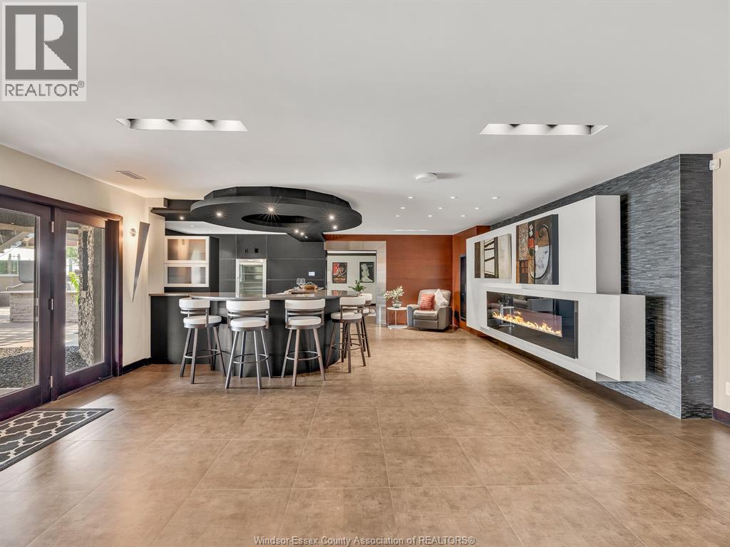 320 Seacliff DRIVE West - Image 41