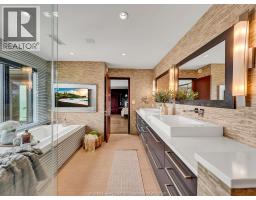 320 Seacliff Drive West, Leamington, ON N8H4E1 Photo 40