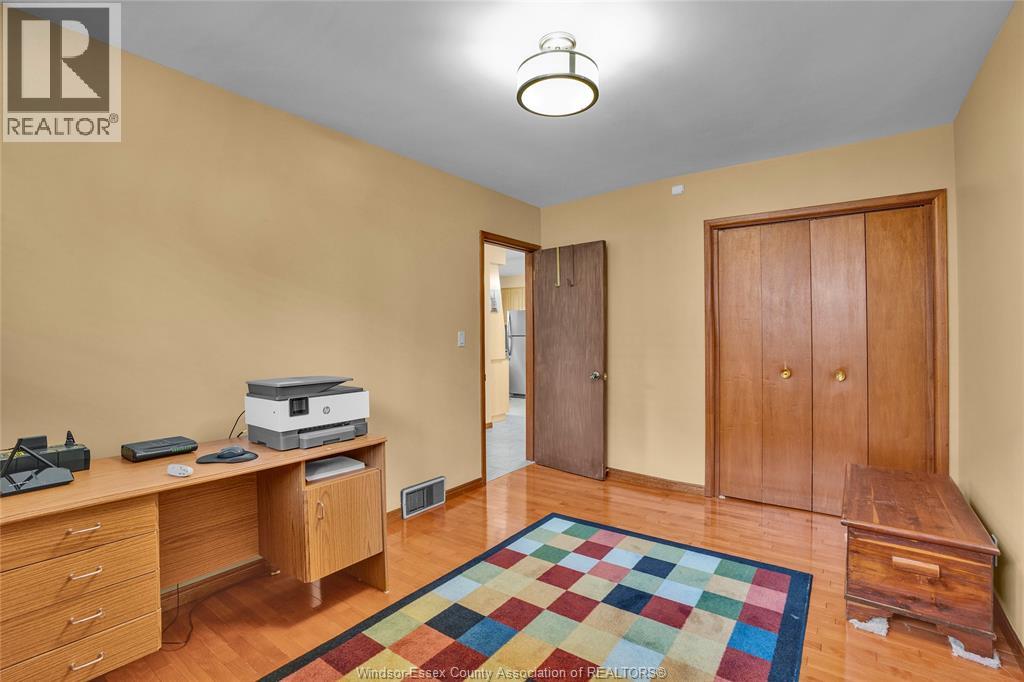 2171 WOODLAWN AVENUE - 13
