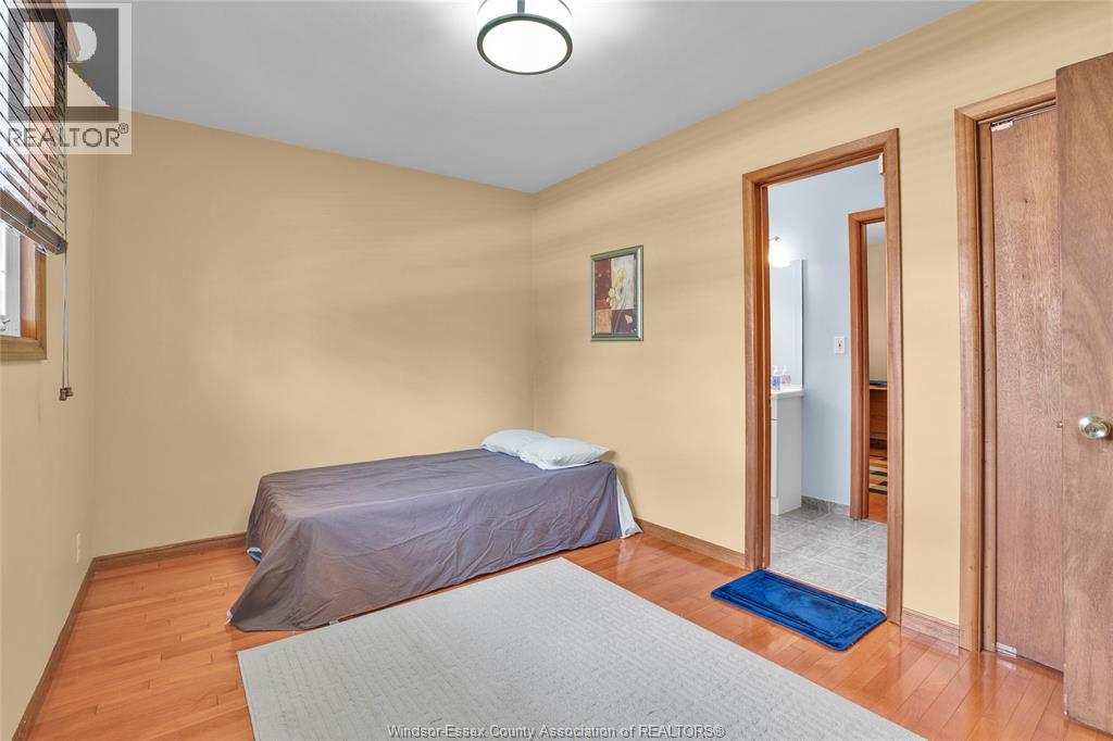 2171 WOODLAWN AVENUE - 15