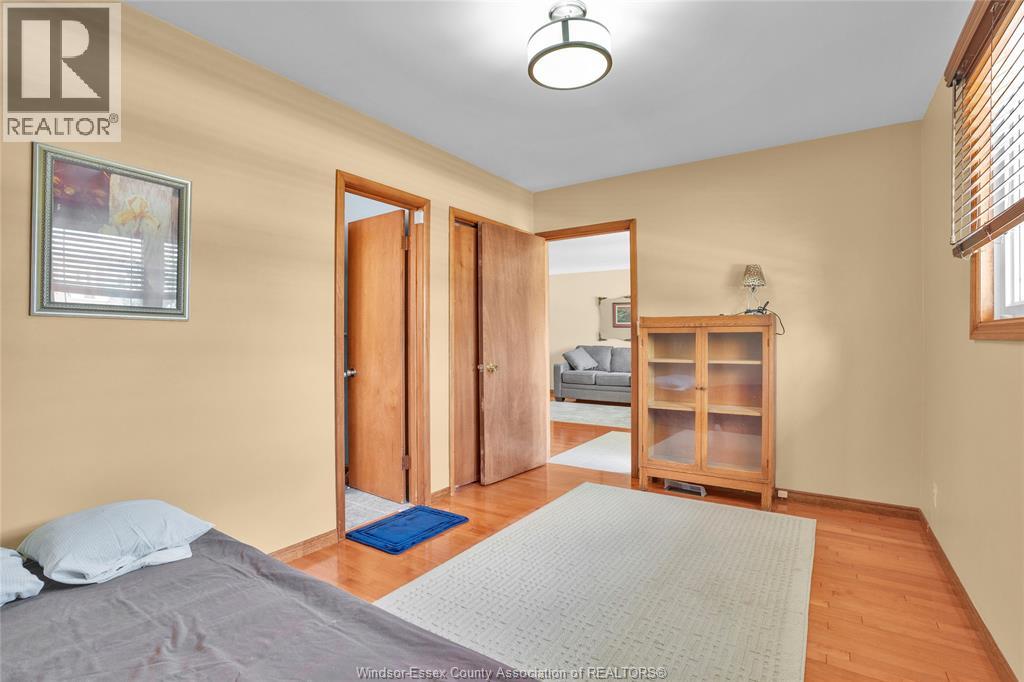 2171 WOODLAWN AVENUE - 16
