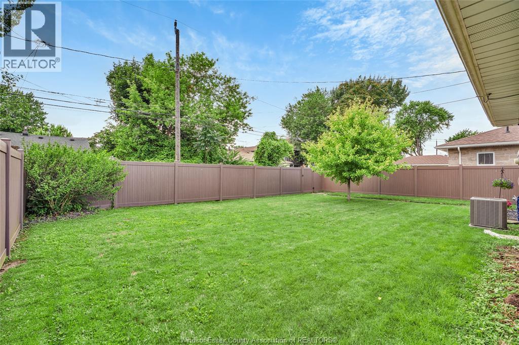 2171 WOODLAWN AVENUE - 29