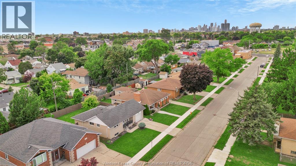 2171 WOODLAWN AVENUE - 31