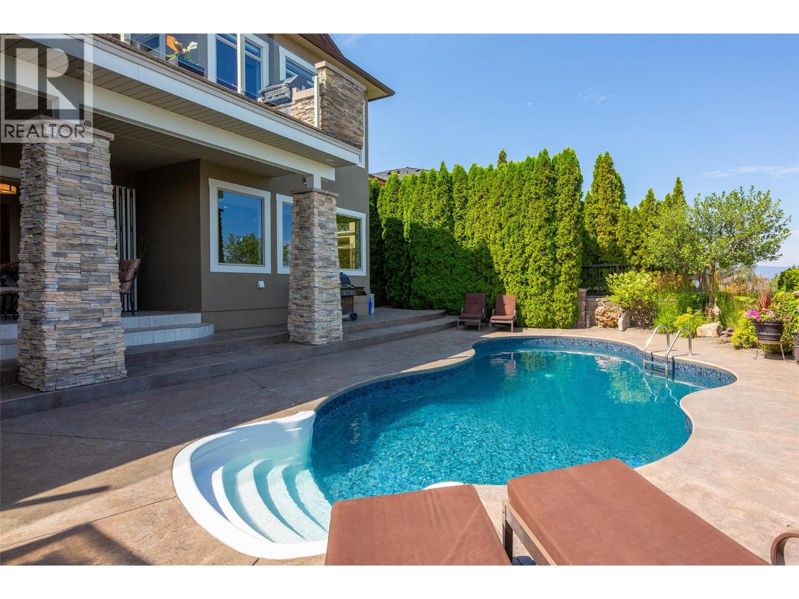  670 Devonian Avenue, Kelowna