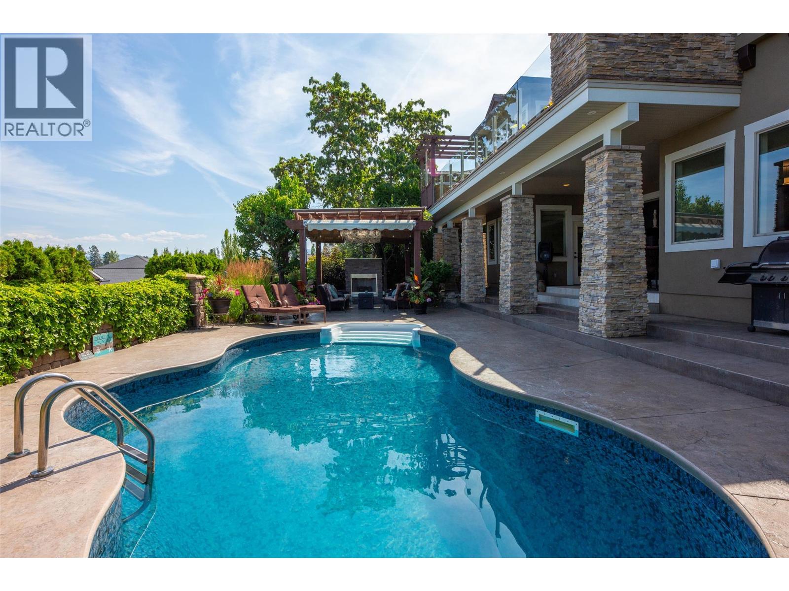 670 Devonian Avenue, Kelowna