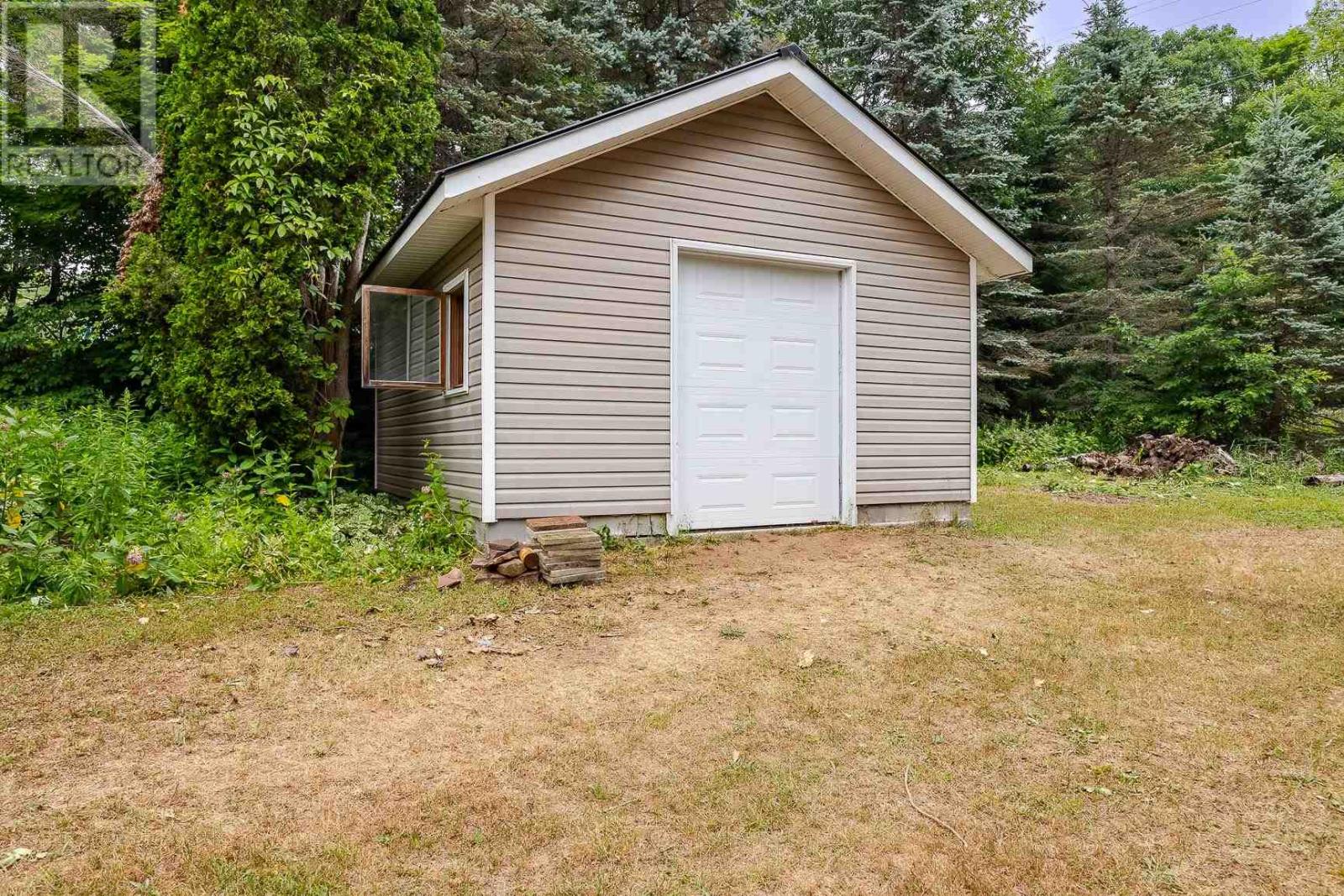 1569 Leigh's Bay Rd - 26