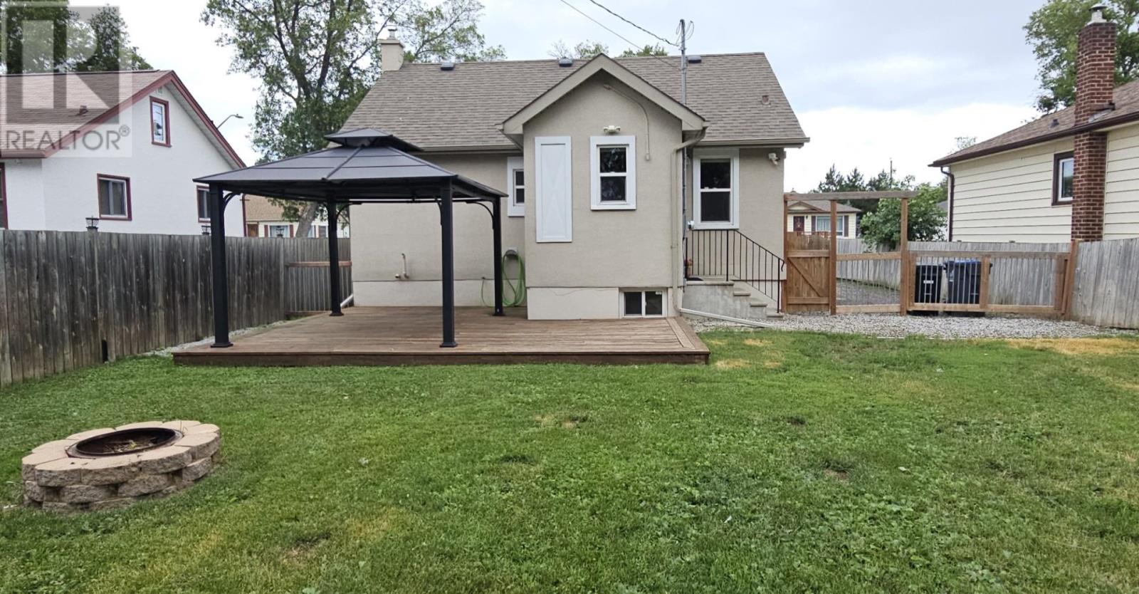 1325 Wallbridge AVE - 22