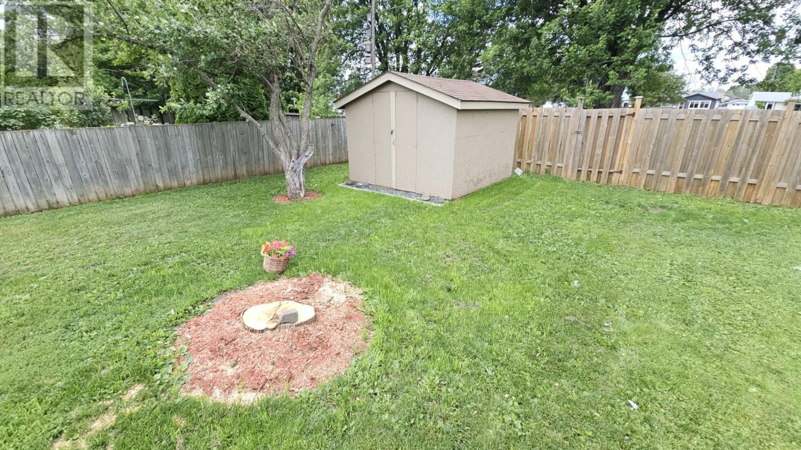 1325 Wallbridge AVE - 27
