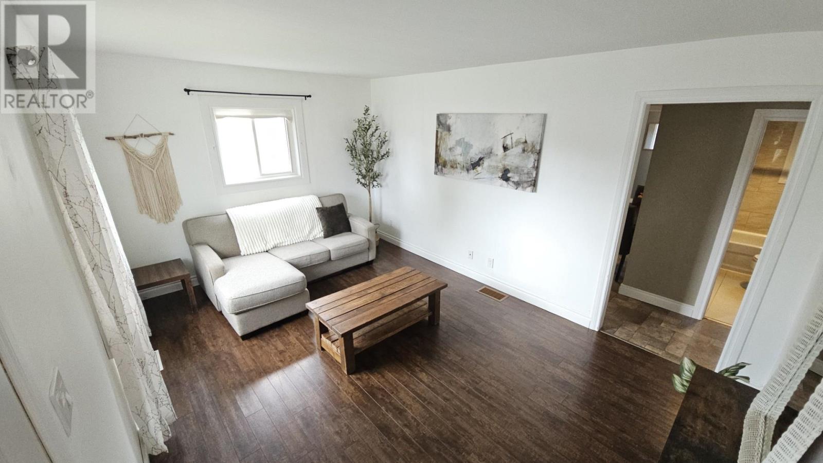 1325 Wallbridge AVE - 5