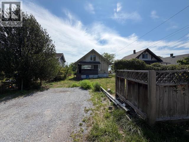 6339 SYCAMORE STREET, Powell River