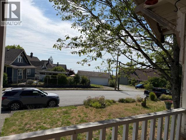 6339 SYCAMORE STREET, Powell River