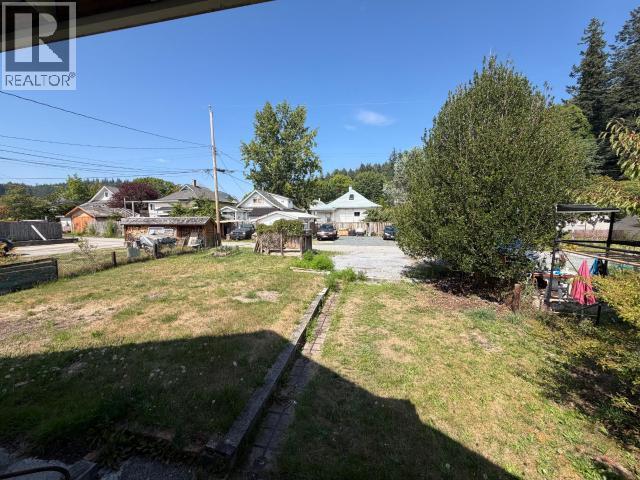 6339 SYCAMORE STREET, Powell River