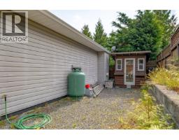 1731 Dar's Pl, Qualicum Beach, BC V9K2S3 Photo 39