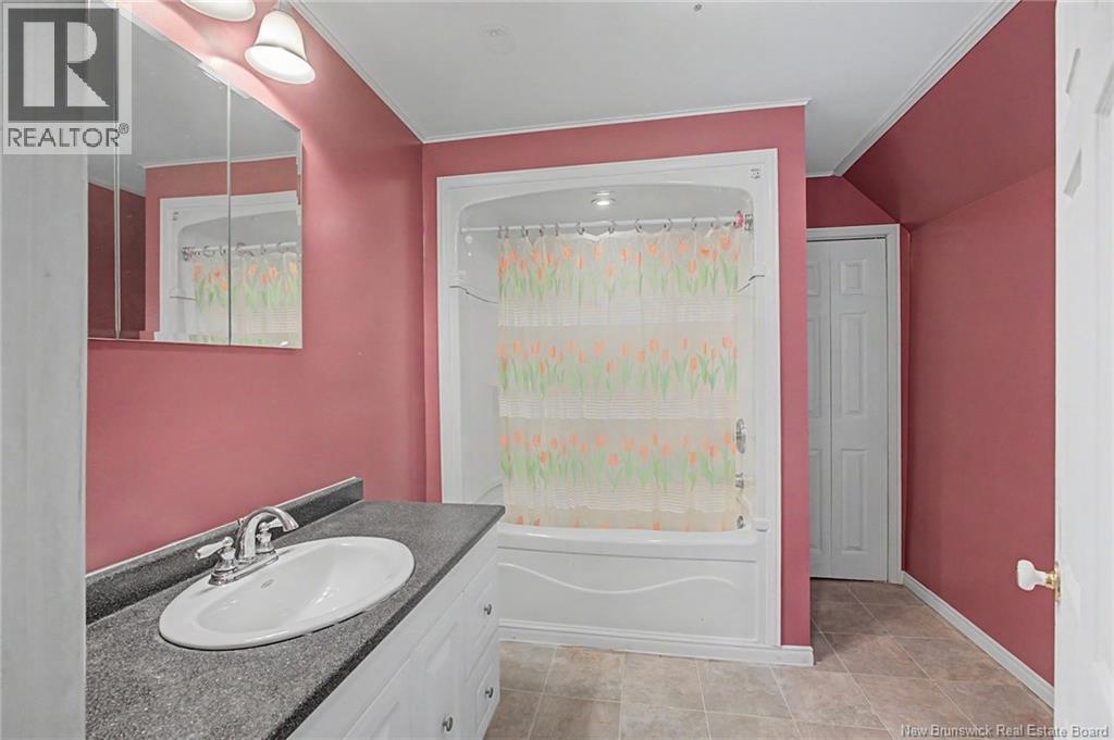 125 Main Street - Image 36