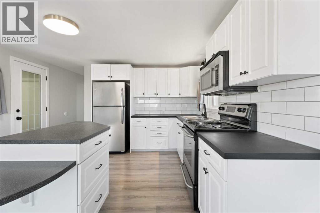 232 Polar Avenue NE - 9