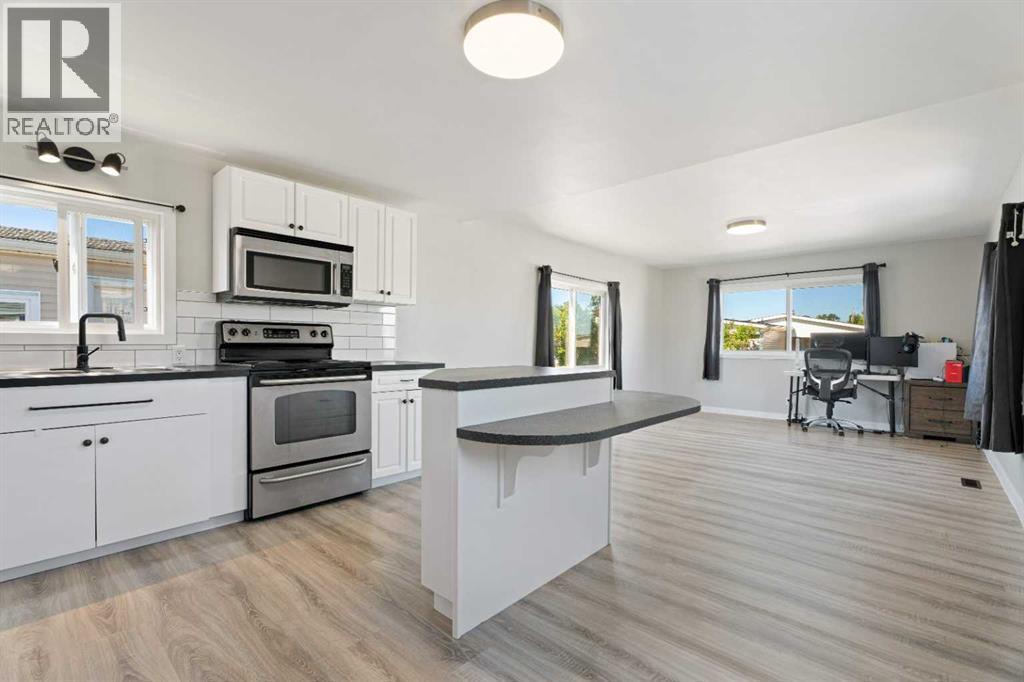 232 Polar Avenue NE - 6