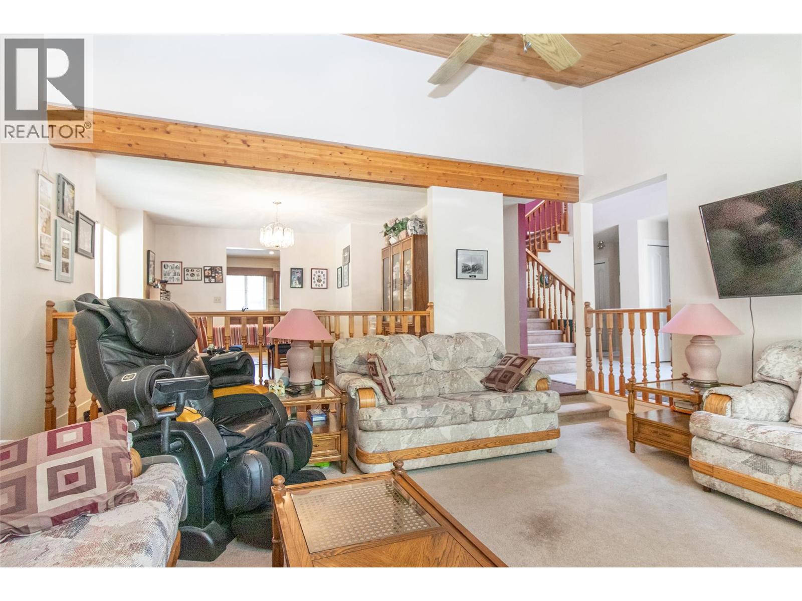 3855 Tillicum Court - 5