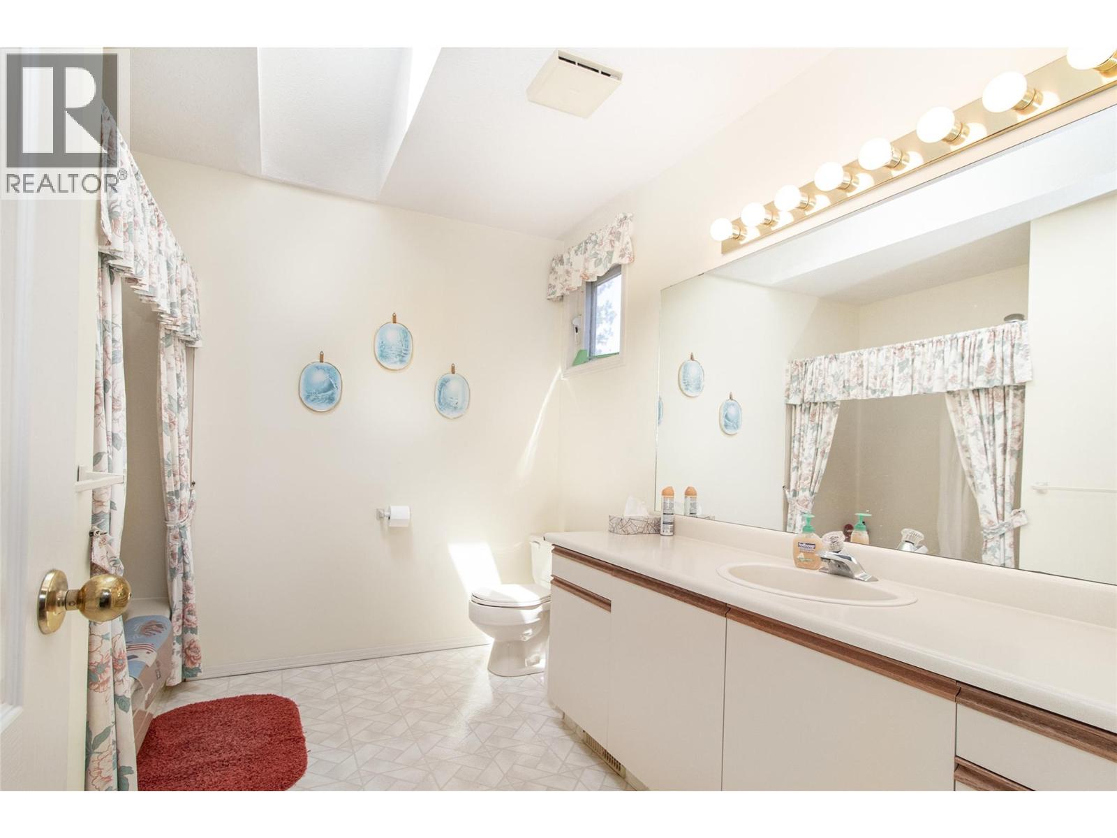 3855 Tillicum Court - 23