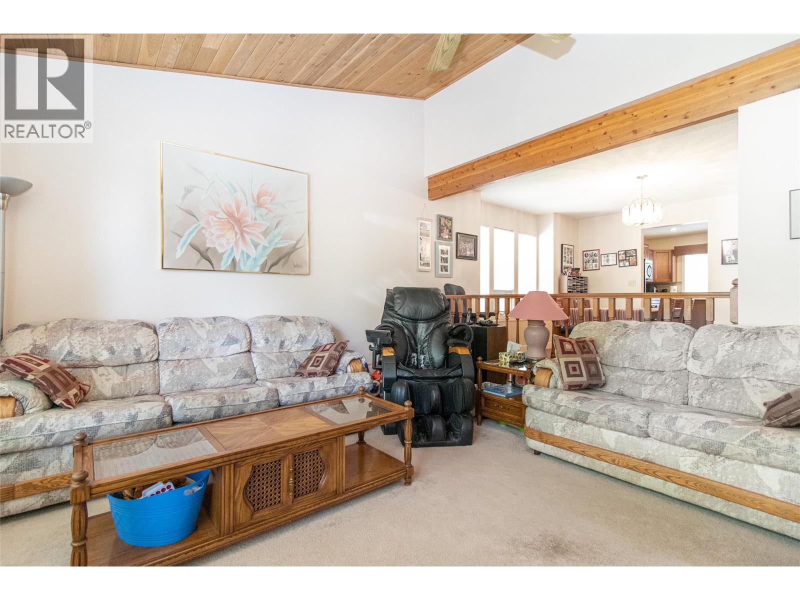3855 Tillicum Court - 4