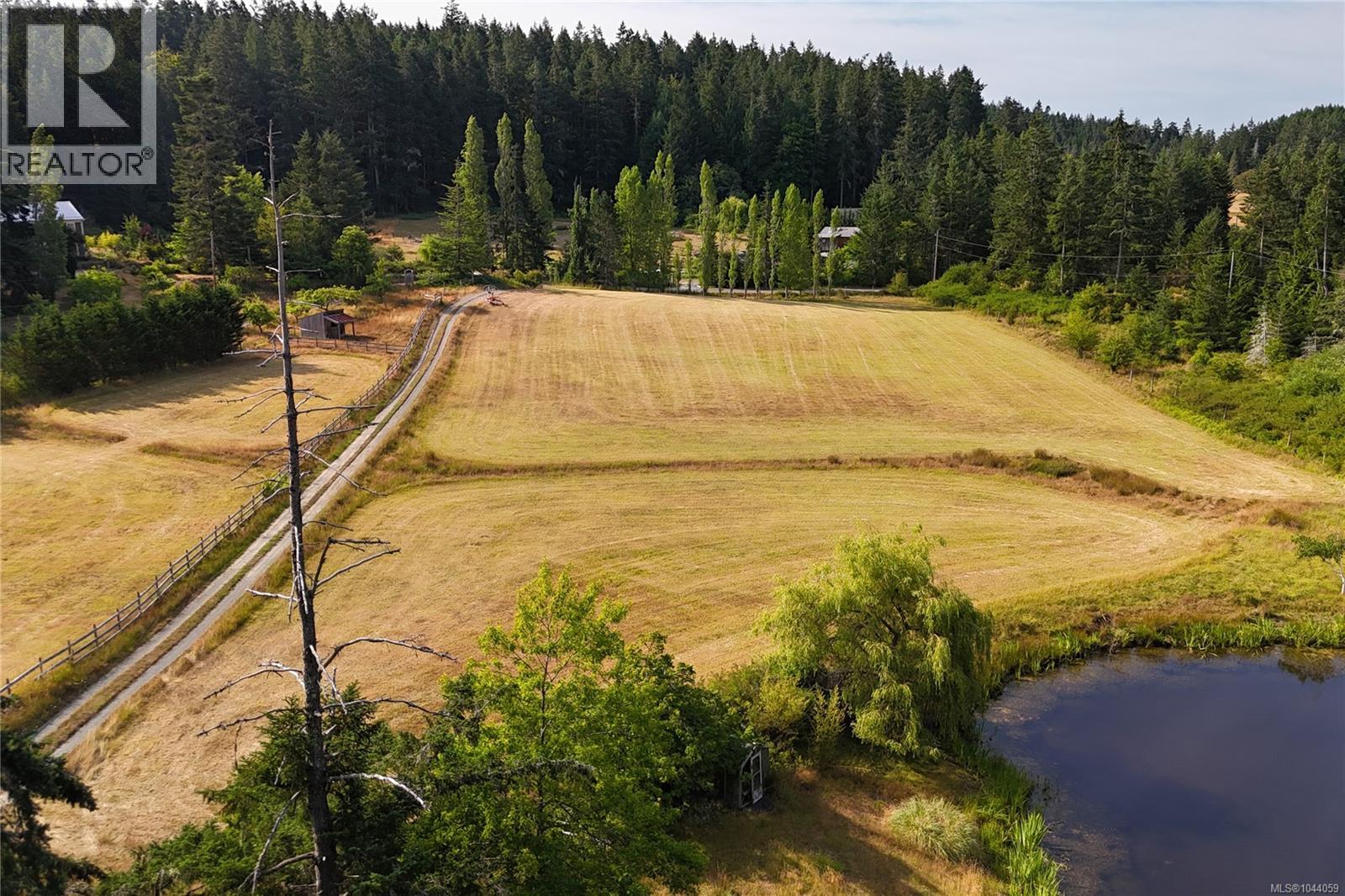 190 McLennan Dr - 6