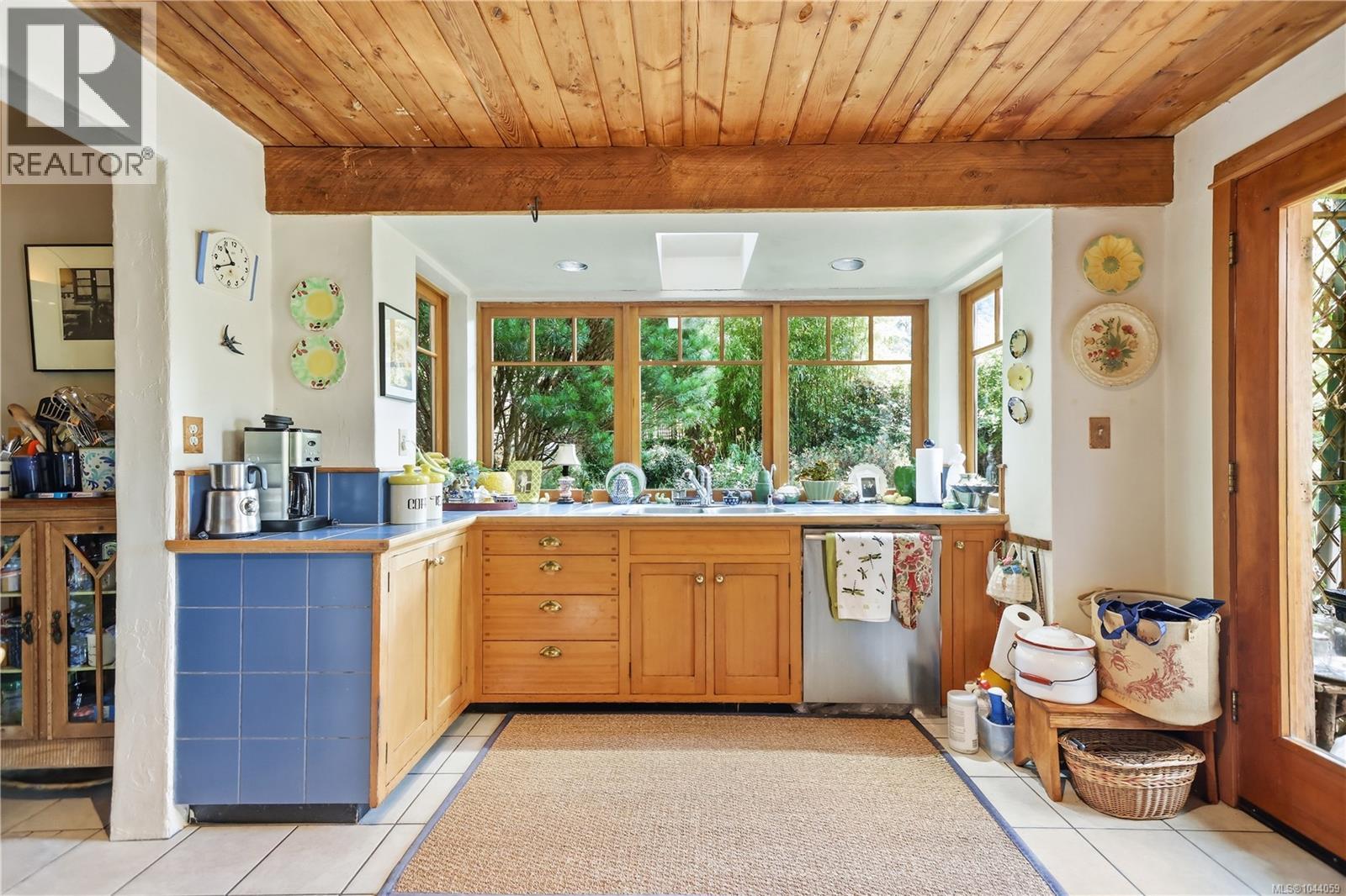 190 McLennan Dr - 60