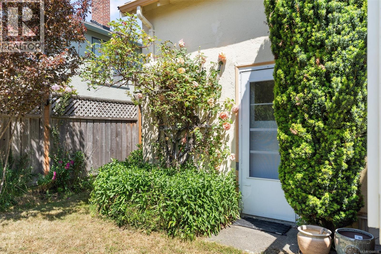 2183 Central Ave - 16