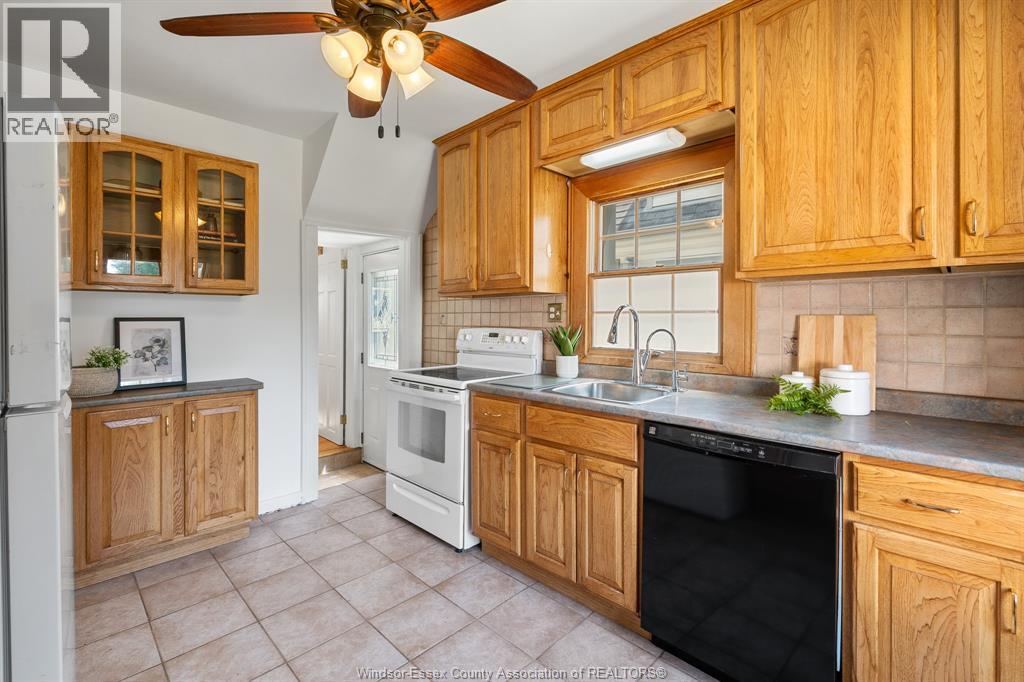 2443 TURNER ROAD - 25