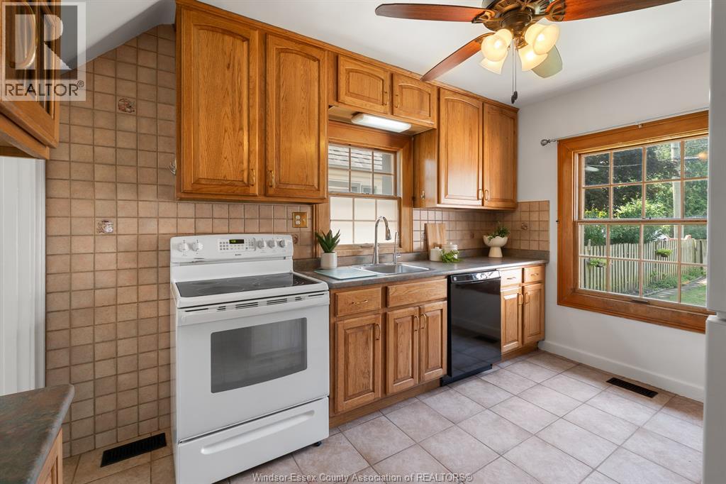 2443 TURNER ROAD - 27