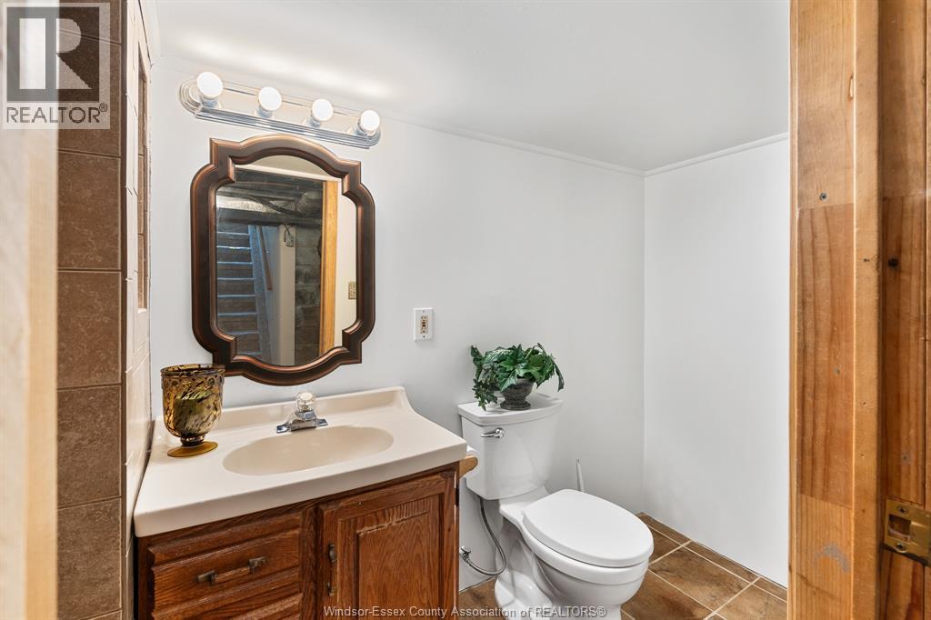 2443 TURNER ROAD - Image 35