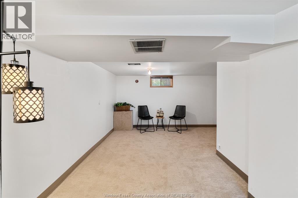 2443 TURNER ROAD - 36