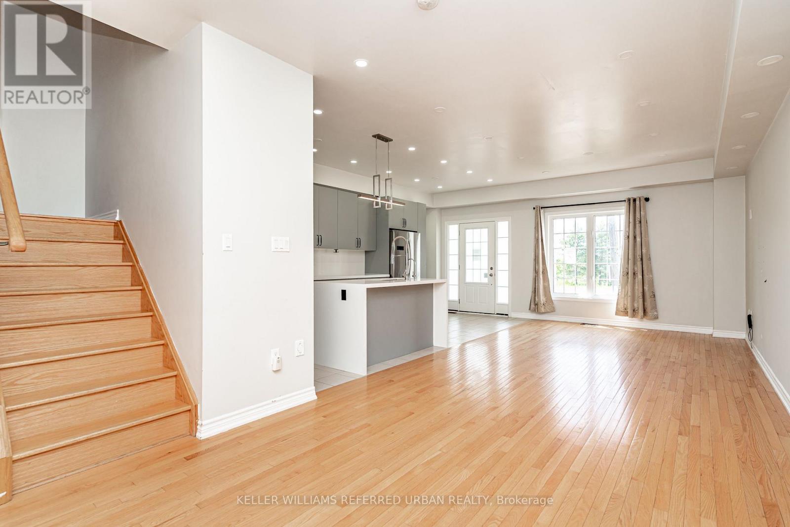 13313 BATHURST STREET - 5
