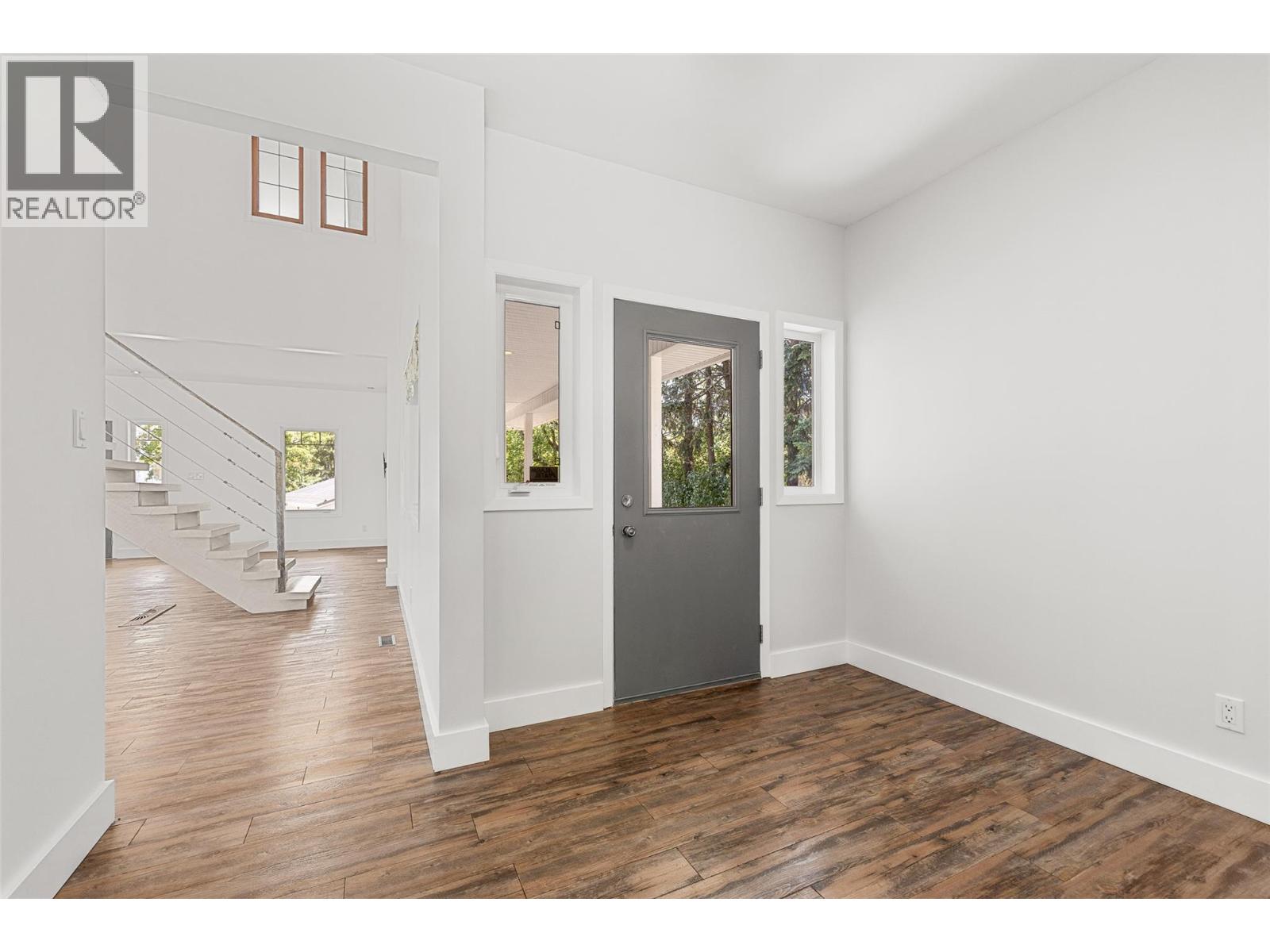 10421 Warren Road - 29