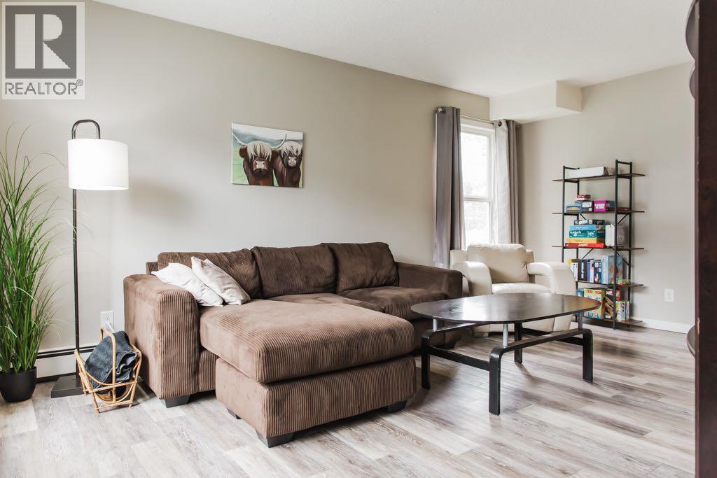 #4107 7201 Poplar Drive - 14