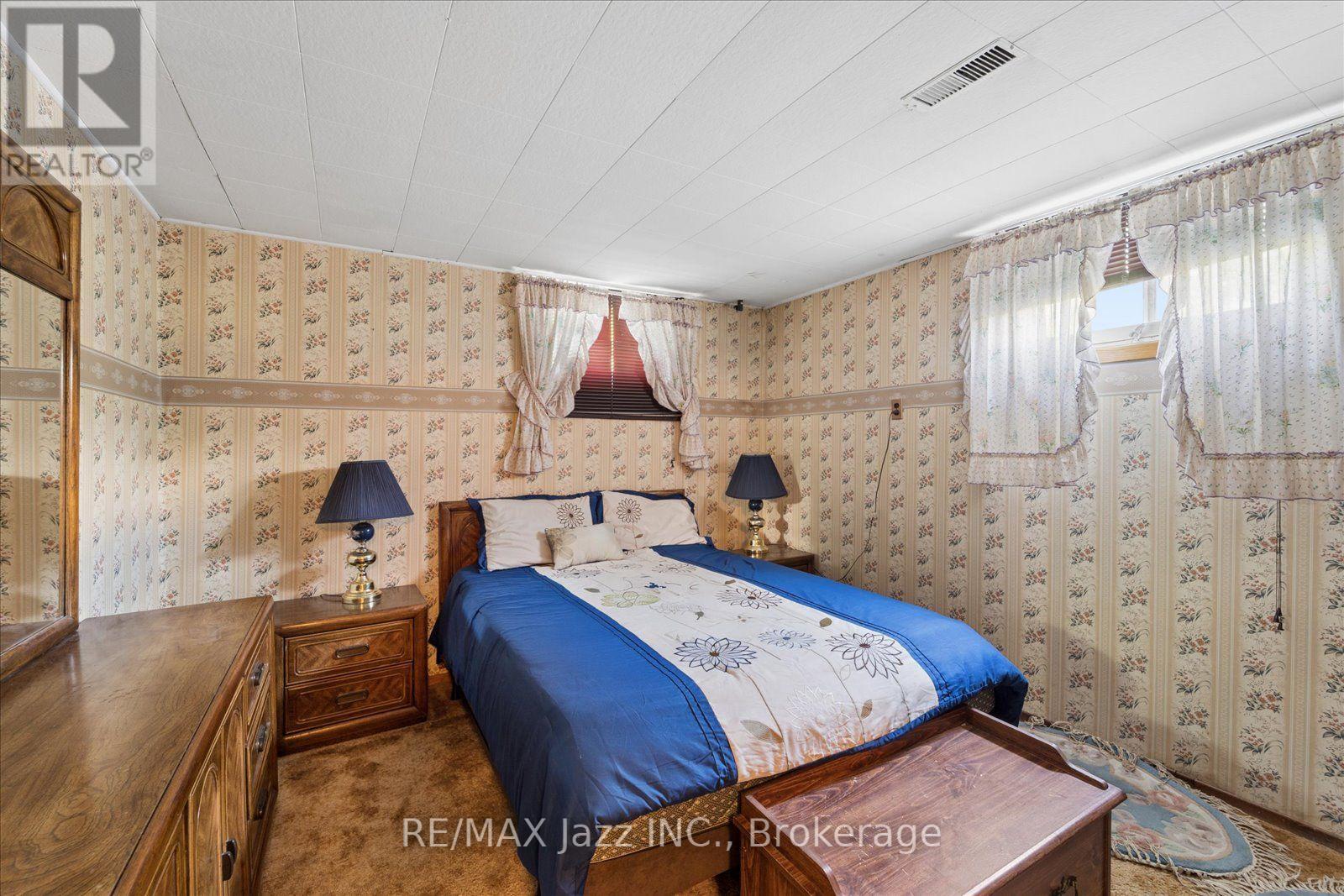 616 BICKLE DRIVE - 18