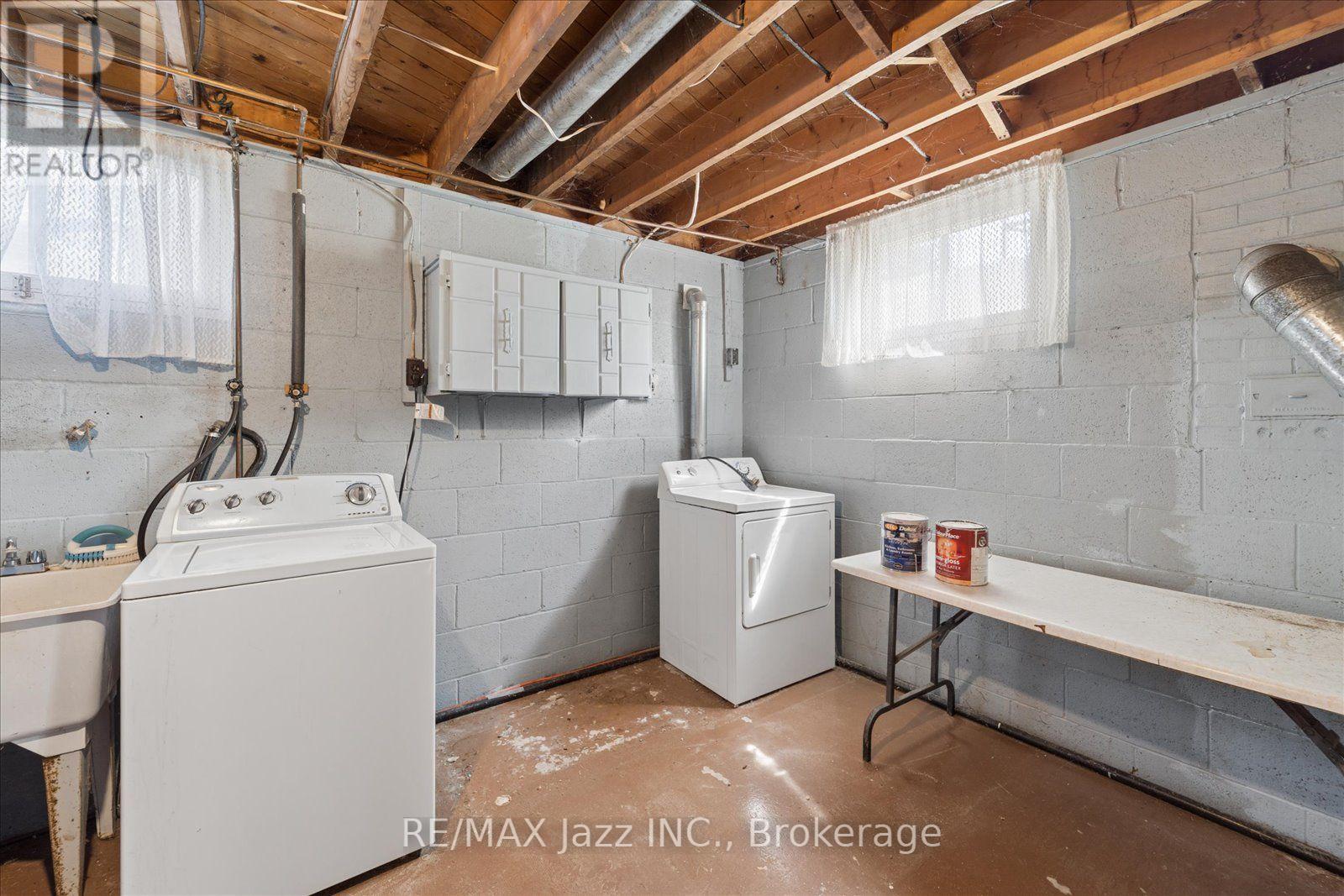 616 BICKLE DRIVE - 20