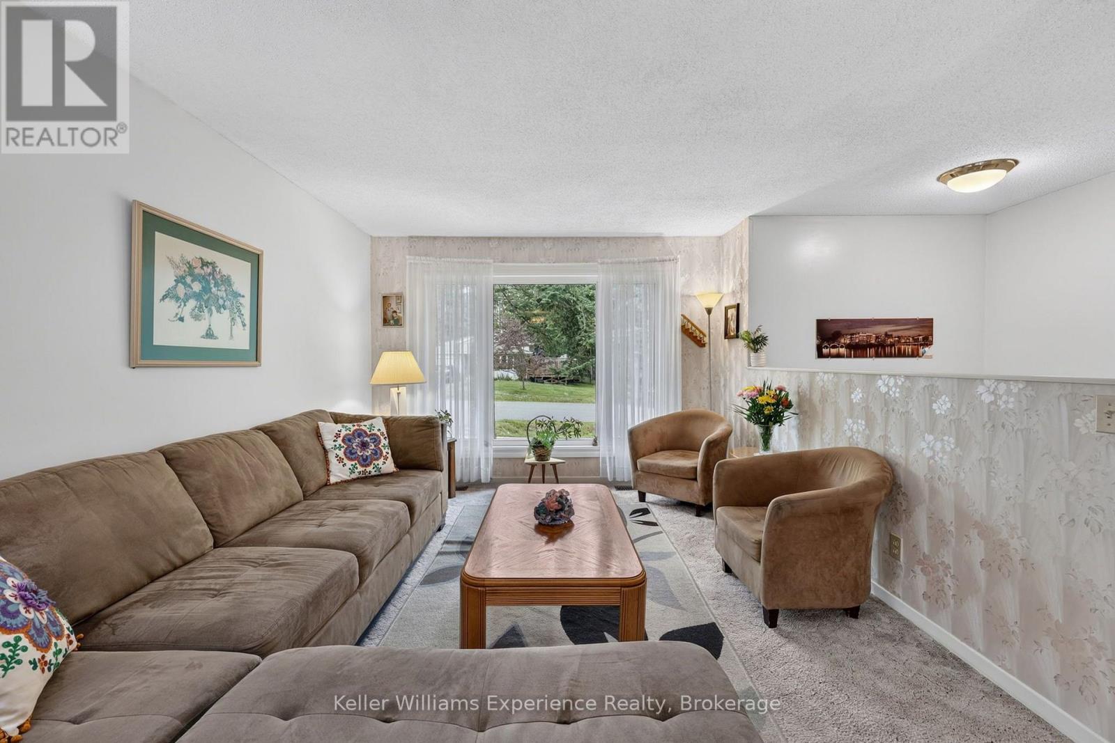 141 MEADOW HEIGHTS DRIVE - 11
