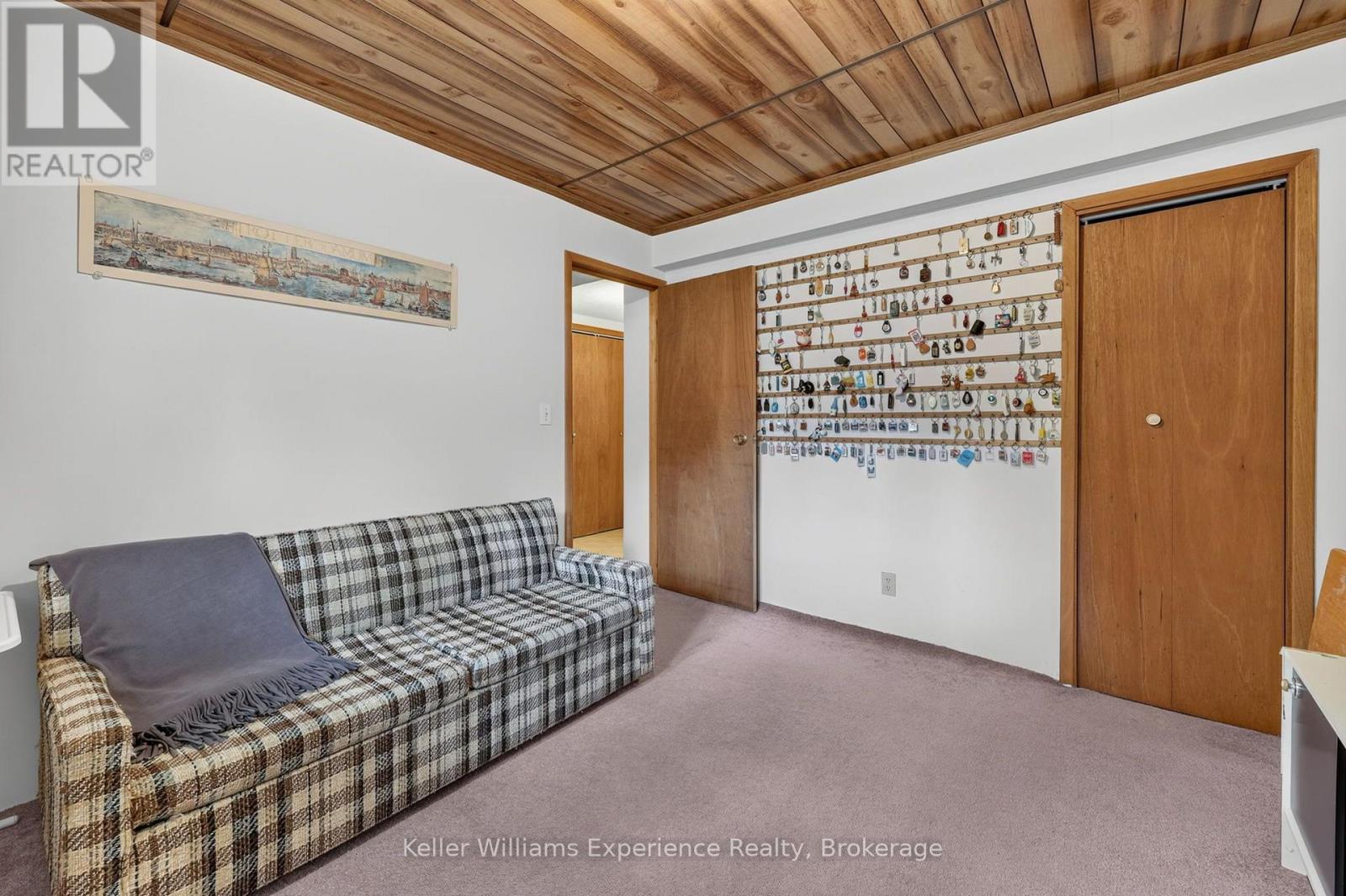 141 MEADOW HEIGHTS DRIVE - 28