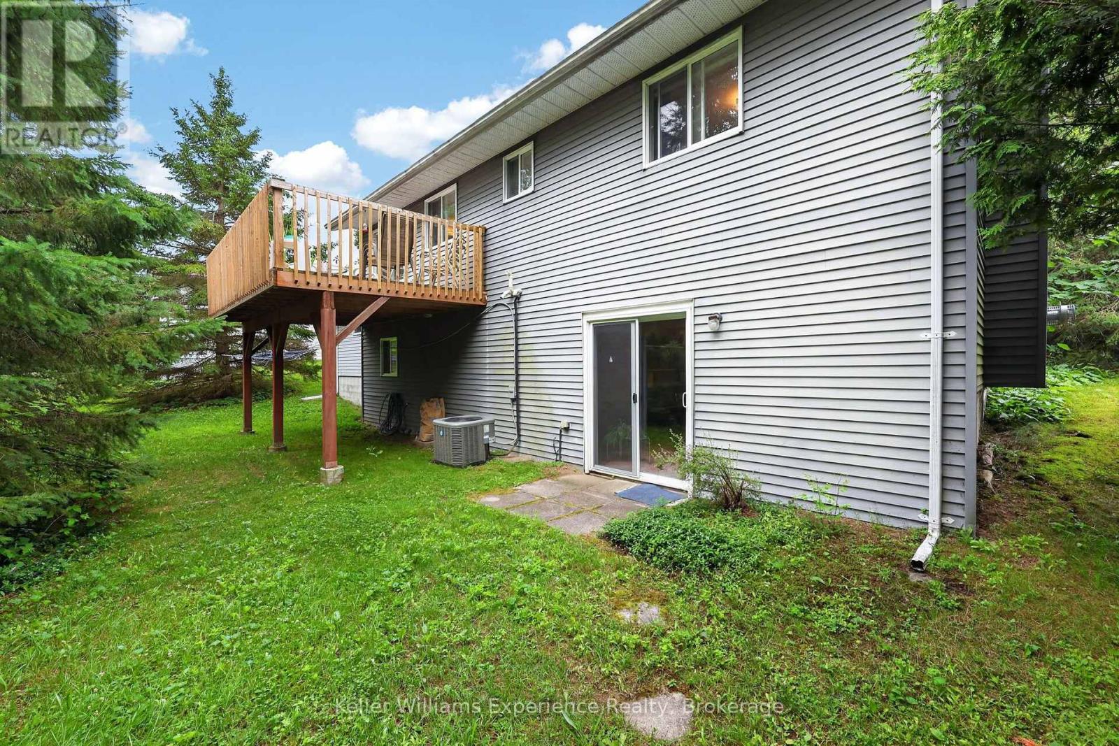 141 MEADOW HEIGHTS DRIVE - 31