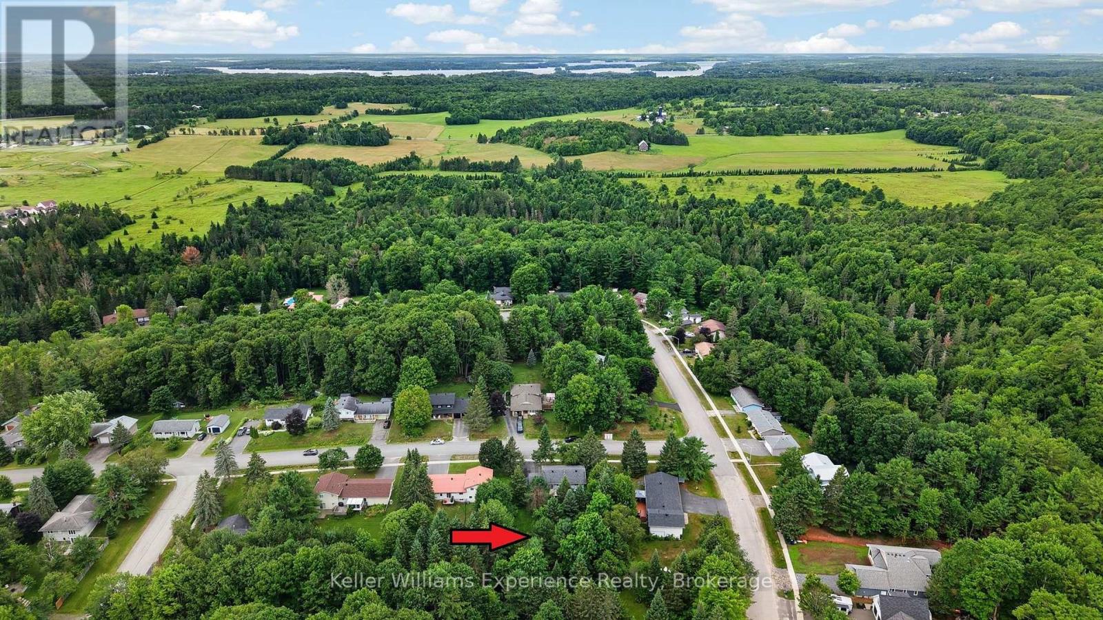 141 MEADOW HEIGHTS DRIVE - 32