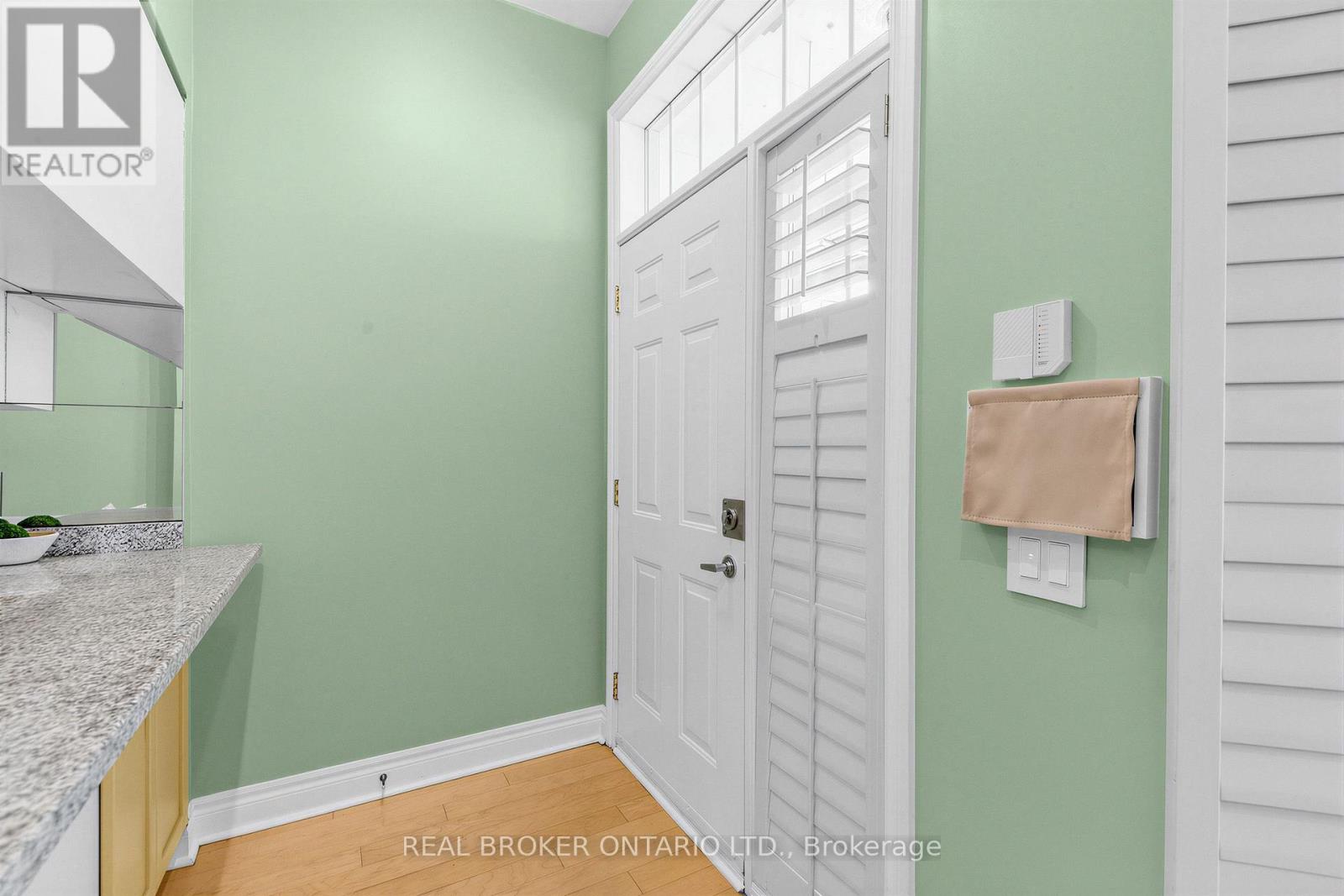 #141 71 MCCAUL STREET - 3