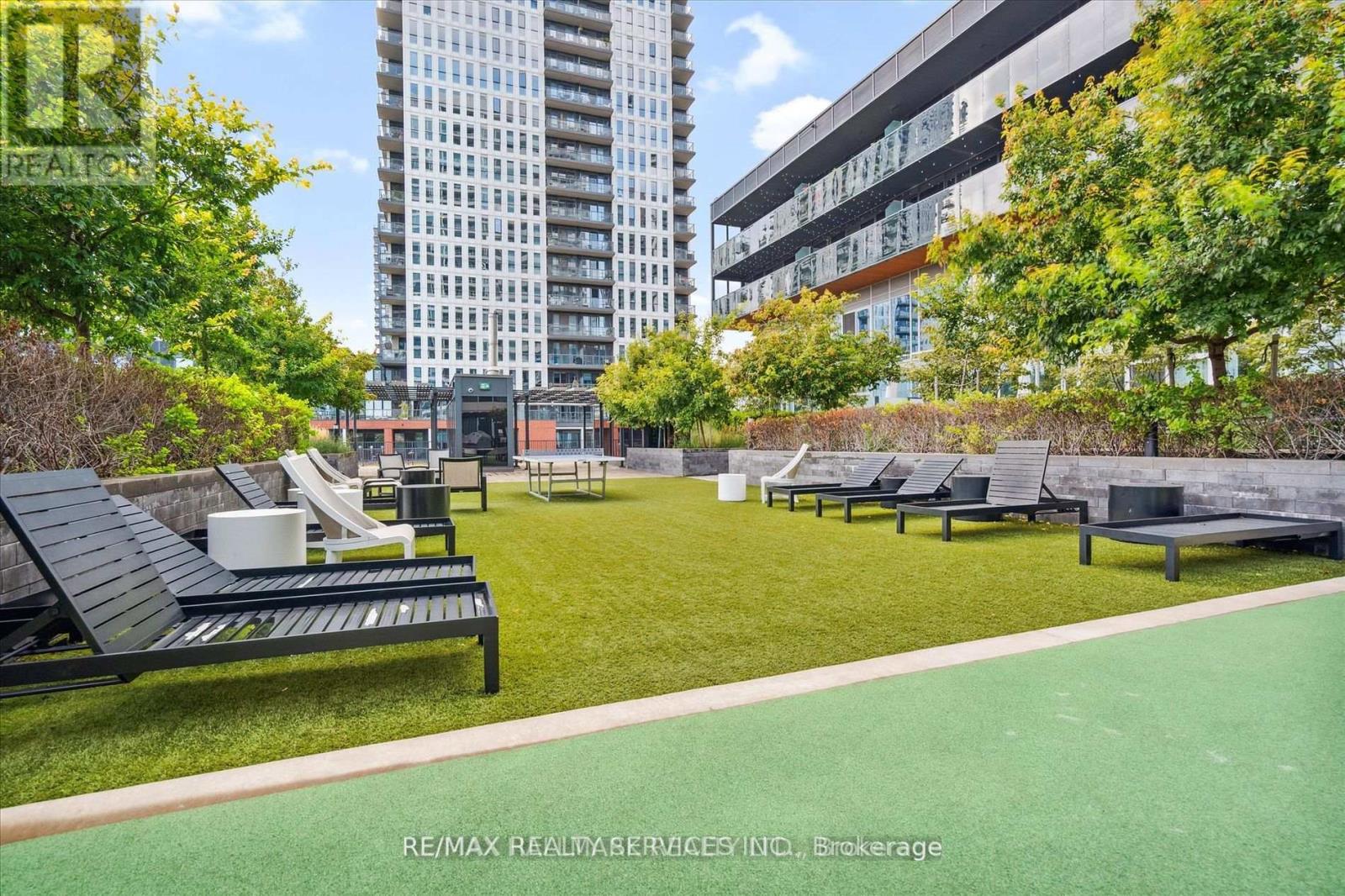 #2307 20 TUBMAN AVENUE - Image 13