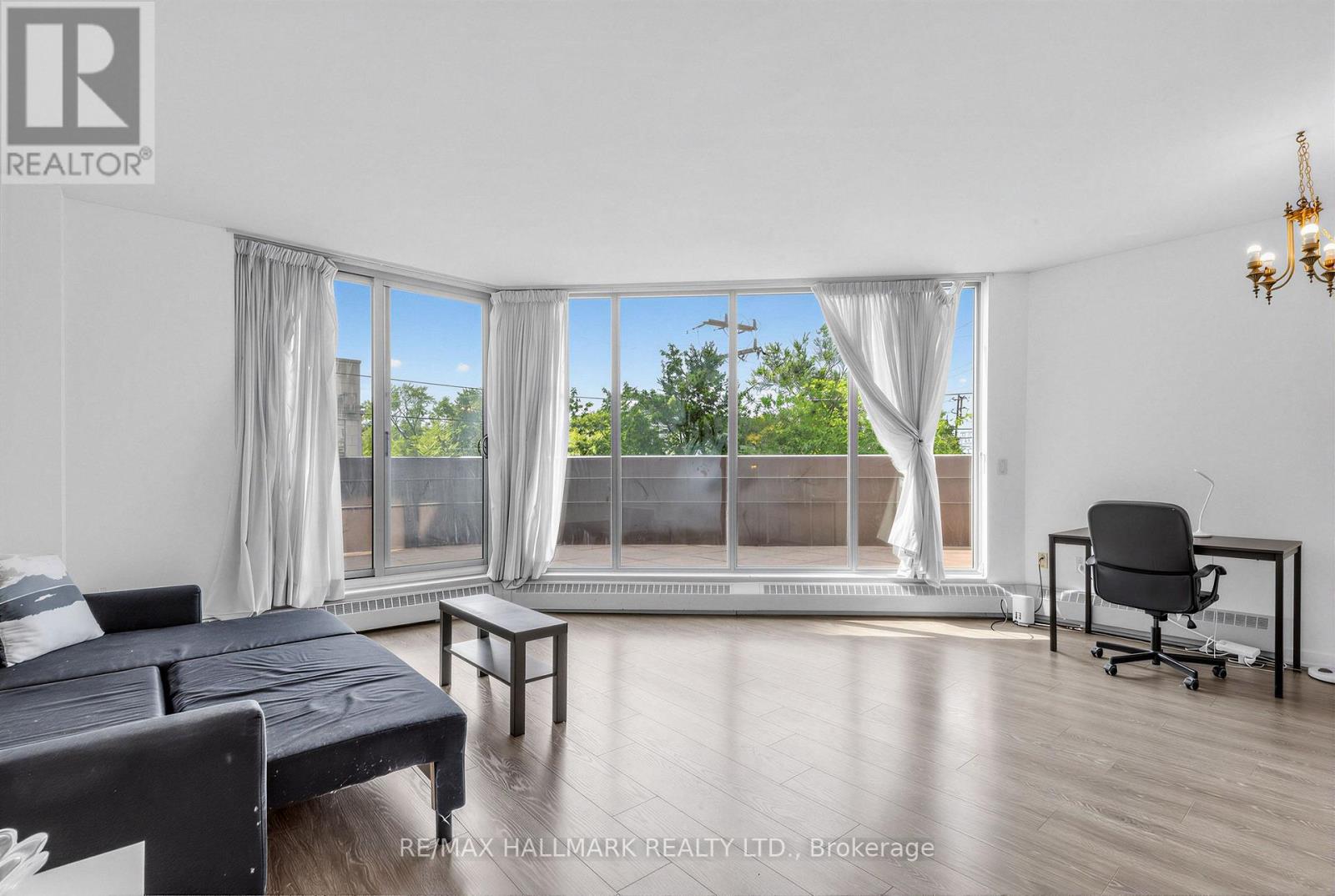 #102 3 DUPLEX AVENUE - 6